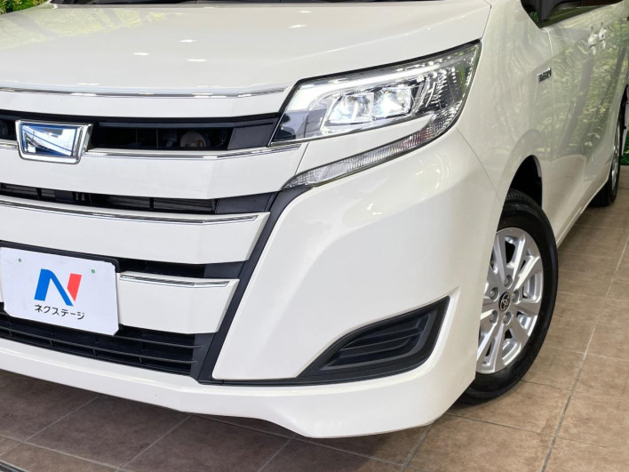2020 Toyota Noah DAA-ZWR80G (UW-6a2f6d9a9f43f)[13]