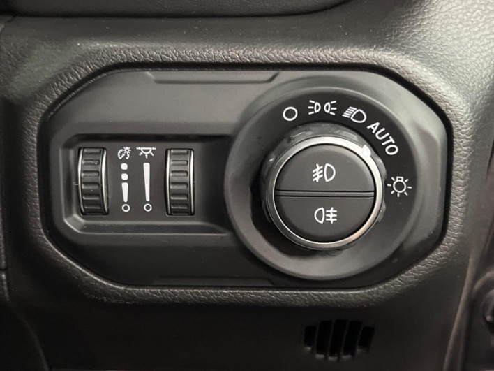2019 Chrysler Jeep Wrangler Unlimited ABA-JL36L (UW-6a30bd4622eb1)[22]
