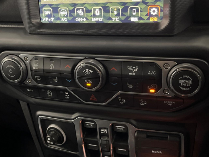 2019 Chrysler Jeep Wrangler Unlimited ABA-JL36L (UW-6a30bd4622eb1)[9]