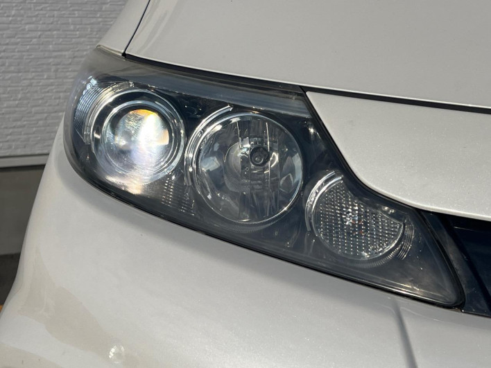 2012 Toyota Estima DBA-ACR50W (UW-6a30bd5a4b868)[12]