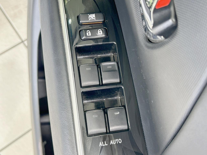 2014 Toyota Estima DBA-ACR50W (UW-6a30bd5b511a5)[26]