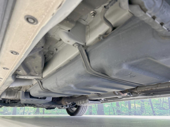 2014 Toyota Estima DBA-ACR50W (UW-6a30bd5b511a5)[21]