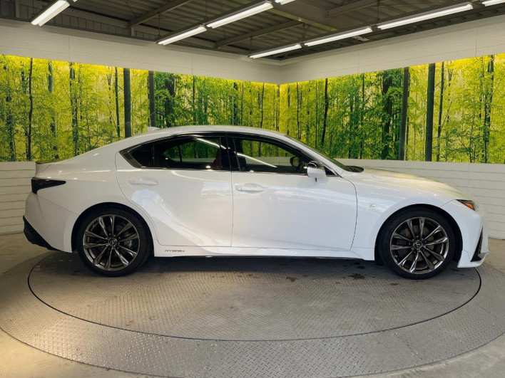 2021 Lexus IS 6AA-AVE30 (UW-6a30bd7481f9e)[19]
