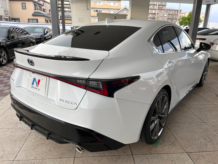 2021 Lexus IS 6AA-AVE30 (UW-6a30bd749371a)[24]