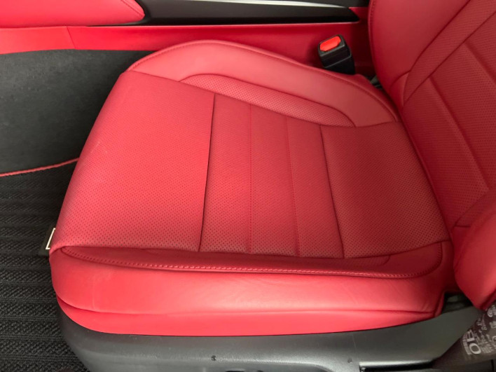 2021 Lexus IS 6AA-AVE30 (UW-6a30bd749371a)[26]
