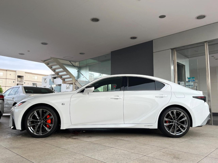 2021 Lexus IS 6AA-AVE30 (UW-6a30bd749371a)[21]