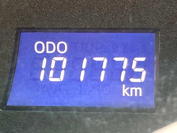 2012 Toyota Camry DAA-AVV50 (UW-6a30bd76adf4f)[2]