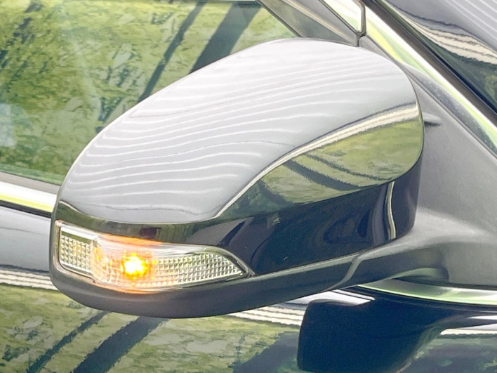 2012 Toyota Camry DAA-AVV50 (UW-6a30bd76adf4f)[14]