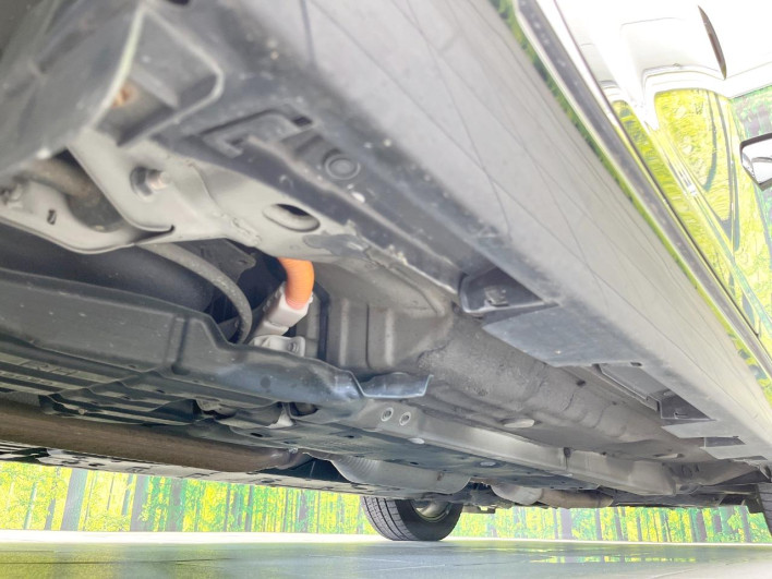 2012 Toyota Camry DAA-AVV50 (UW-6a30bd76adf4f)[23]
