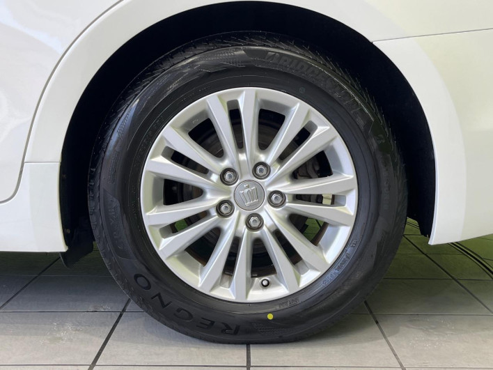 2013 Toyota Crown Hybrid DAA-AWS210 (UW-6a30bd778c72d)[26]