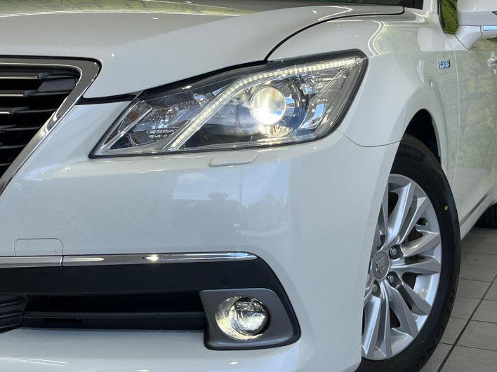 2013 Toyota Crown Hybrid DAA-AWS210 (UW-6a30bd778c72d)[22]