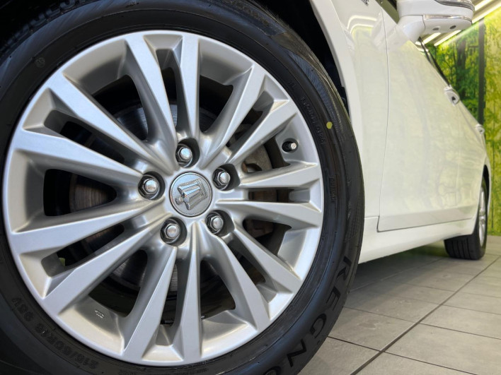 2013 Toyota Crown Hybrid DAA-AWS210 (UW-6a30bd778c72d)[23]