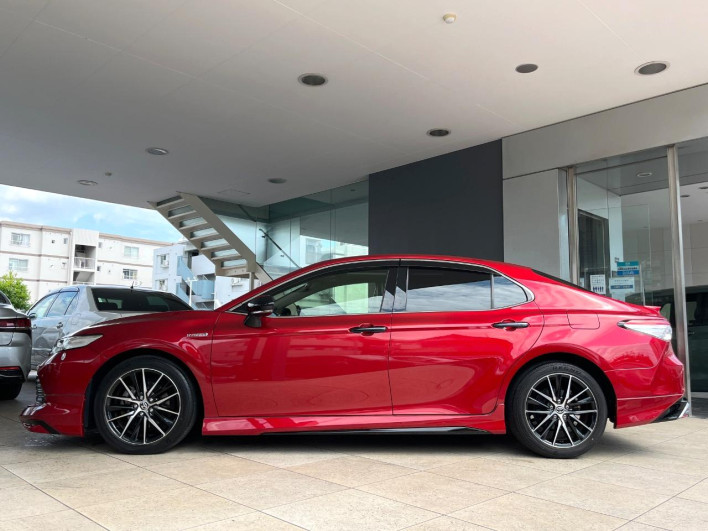 2017 Toyota Camry DAA-AXVH70 (UW-6a30bd8433d6c)[24]