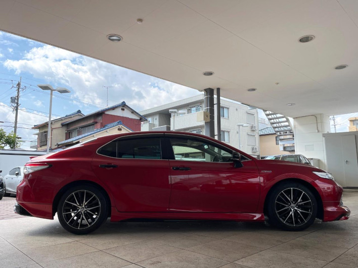 2017 Toyota Camry DAA-AXVH70 (UW-6a30bd8433d6c)[28]