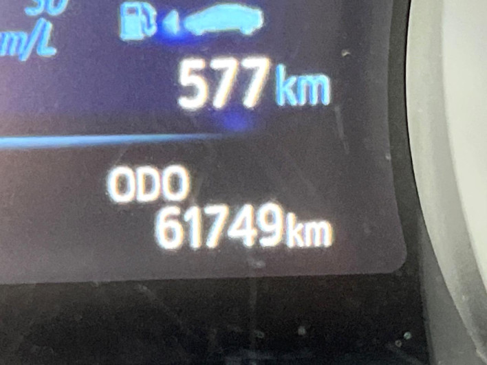 2017 Toyota Camry DAA-AXVH70 (UW-6a30bd8433d6c)[2]