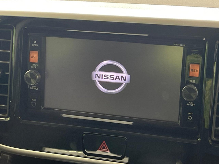 2015 Nissan DAYZ ROOX DBA-B21A (UW-6a30bd8f96e0d)[27]