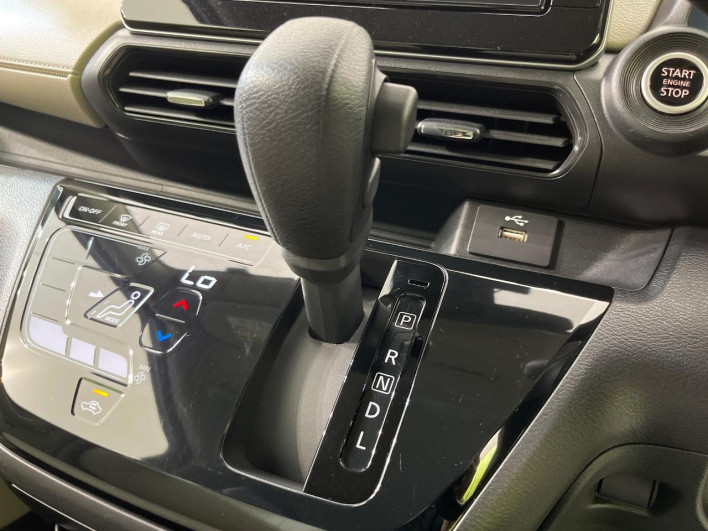 2020 Nissan Days 5BA-B43W (UW-6a30bd9e90e6f)[23]