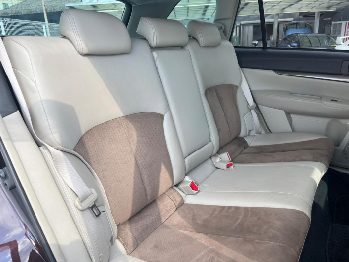 2012 Subaru Legacy Outback DBA-BR9 (UW-6a30bdb028267)[28]