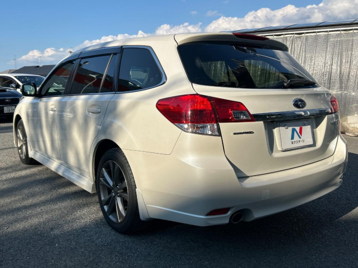 2014 Subaru Legacy Touring Wagon DBA-BRM (UW-6a30bdb09110f)[16]
