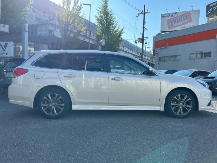 2014 Subaru Legacy Touring Wagon DBA-BRM (UW-6a30bdb09110f)[28]