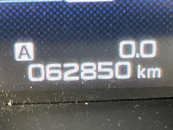 2017 Subaru Legacy Outback DBA-BS9 (UW-6a30bdb1c0691)[2]