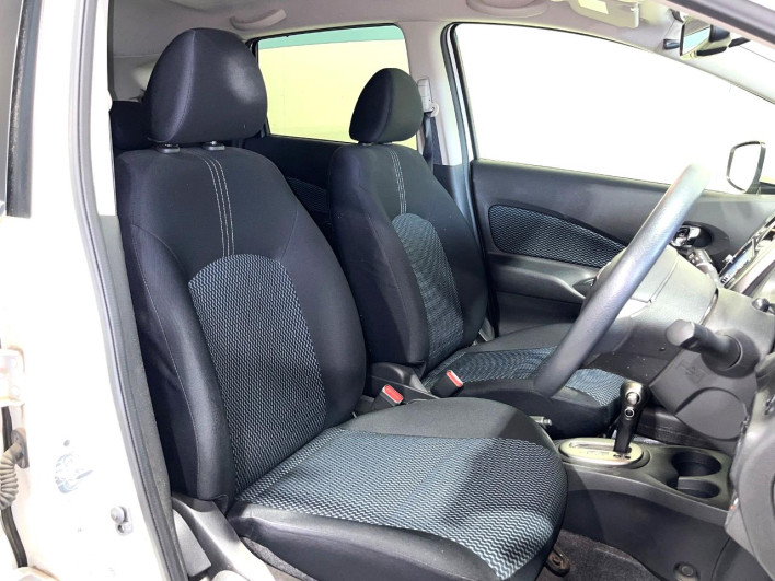 2015 Nissan Note DBA-E12 (UW-6a30bdc35d3c0)[20]