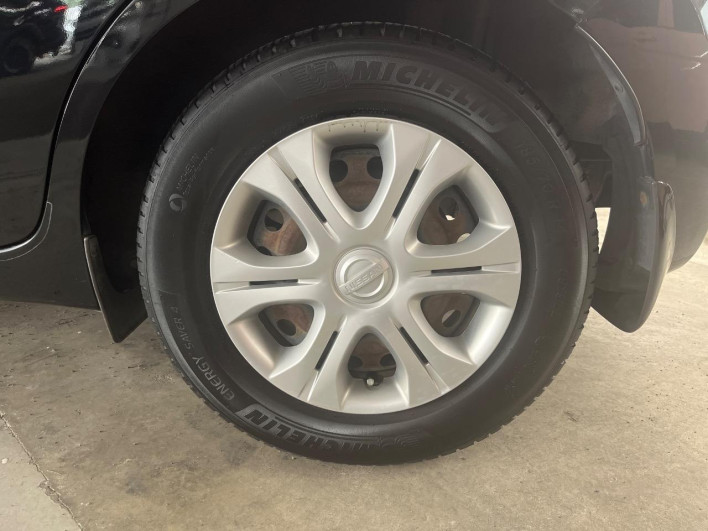 2015 Nissan Note DBA-E12 (UW-6a30bdc3b3988)[12]
