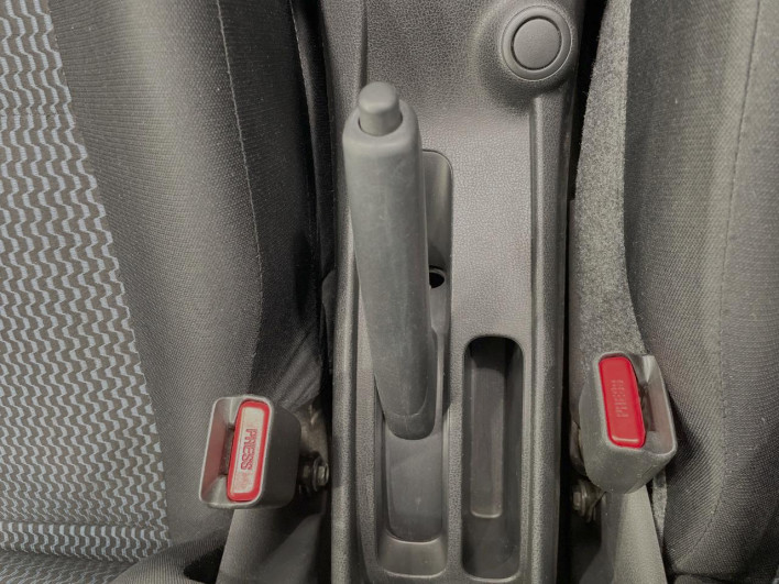 2016 Nissan Note DBA-E12 (UW-6a30bdc4edb18)[15]
