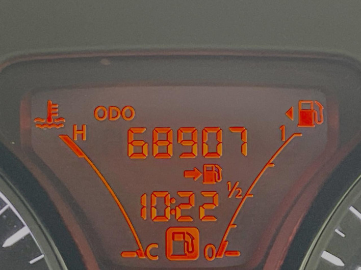 2016 Nissan Note DBA-E12 (UW-6a30bdc4edb18)[2]
