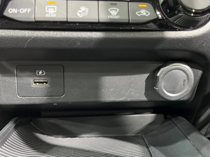2021 Nissan Note 6AA-E13 (UW-6a30bdc7101b1)[15]