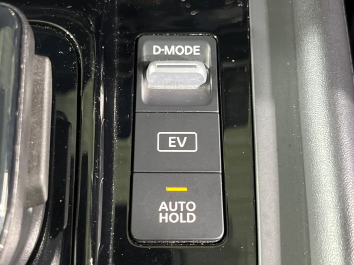 2021 Nissan Note 6AA-E13 (UW-6a30bdc7101b1)[16]