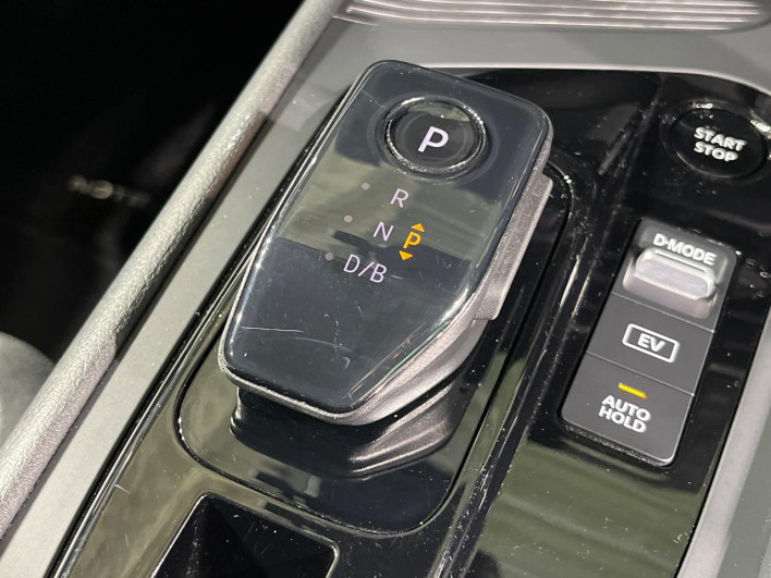 2021 Nissan Note 6AA-E13 (UW-6a30bdc7101b1)[17]