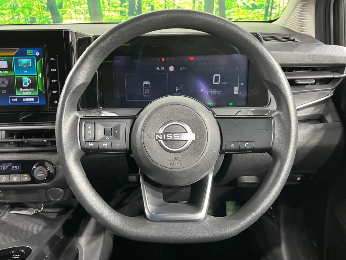 2021 Nissan Note 6AA-E13 (UW-6a30bdc7101b1)[27]
