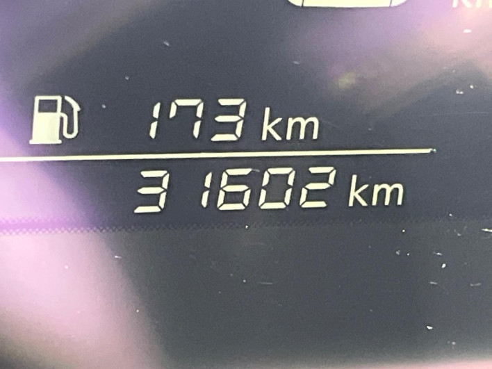 2021 Nissan Note 6AA-E13 (UW-6a30bdc7101b1)[2]