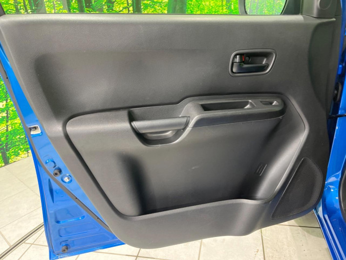 2018 Suzuki Ignis DAA-FF21S (UW-6a30bdccc4010)[21]