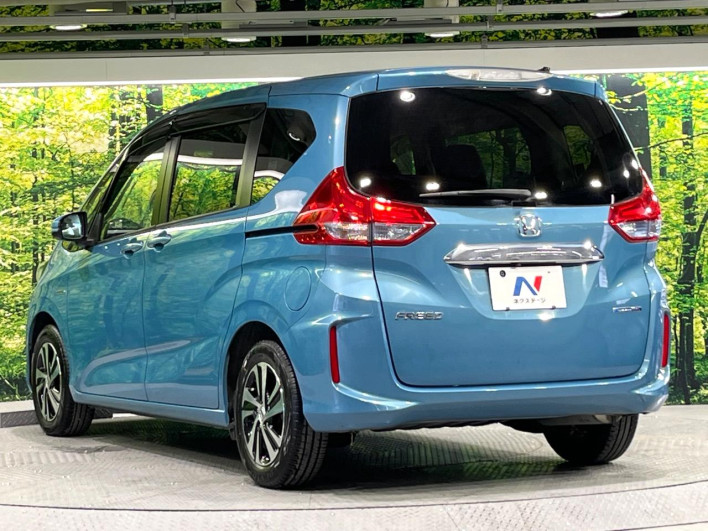 2019 Honda Freed hybrid DAA-GB7 (UW-6a30bdd2e46ee)[11]