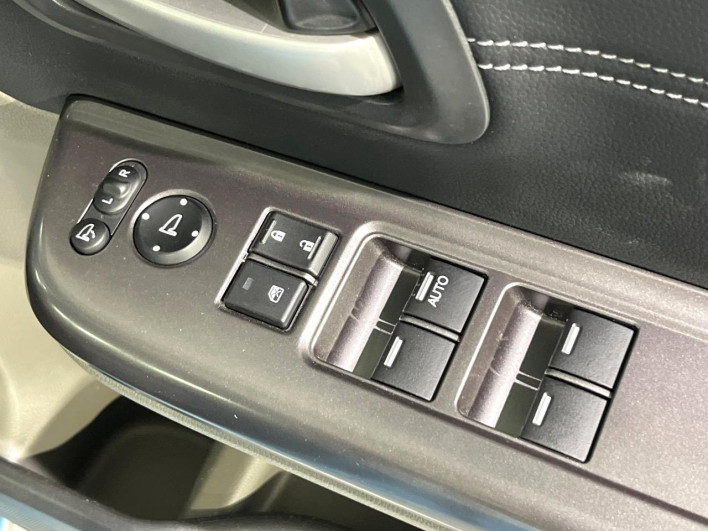 2019 Honda Freed hybrid DAA-GB7 (UW-6a30bdd2e46ee)[21]