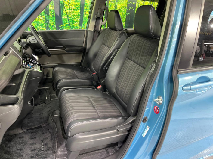 2019 Honda Freed hybrid DAA-GB7 (UW-6a30bdd2e46ee)[25]