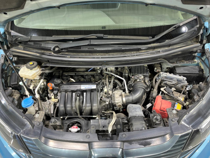 2019 Honda Freed hybrid DAA-GB7 (UW-6a30bdd2e46ee)[4]