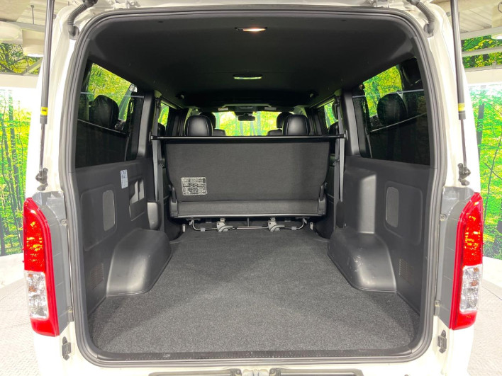 2021 Toyota Hiace Van QDF-GDH201V (UW-6a30bdd4e7b1b)[13]
