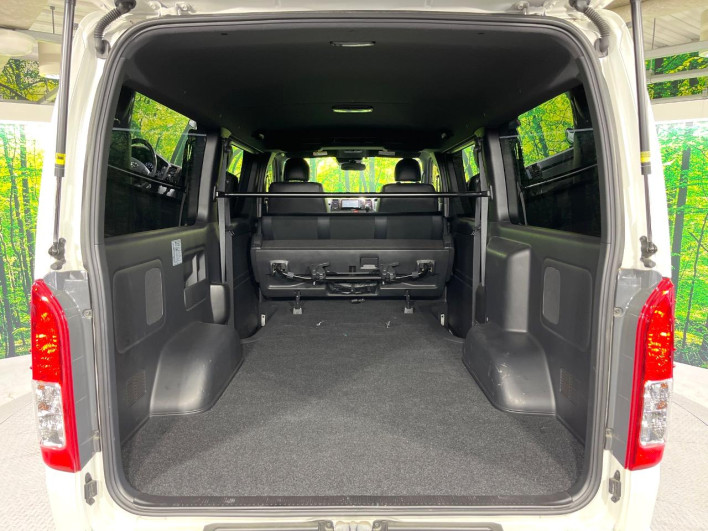 2021 Toyota Hiace Van QDF-GDH201V (UW-6a30bdd4e7b1b)[15]