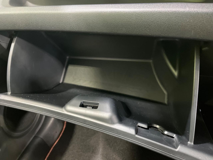 2013 Honda Fit DBA-GE6 (UW-6a30bdd982892)[8]