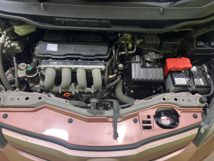 2013 Honda Fit DBA-GE6 (UW-6a30bdd982892)[4]