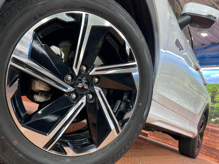 2022 Mitsubishi Eclipse Cross PHEV 5LA-GL3W (UW-6a30bde386a92)[27]
