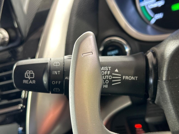 2022 Mitsubishi Eclipse Cross PHEV 5LA-GL3W (UW-6a30bde386a92)[24]