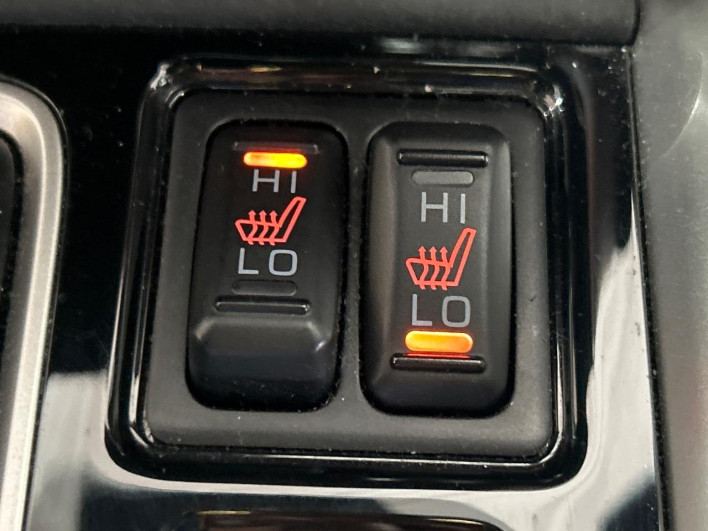 2022 Mitsubishi Eclipse Cross PHEV 5LA-GL3W (UW-6a30bde386a92)[19]