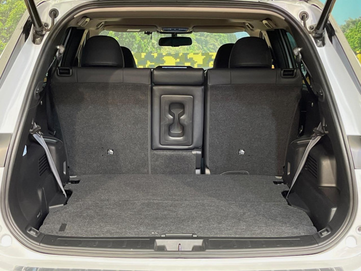 2022 Mitsubishi OUTLANDER PHEV 5LA-GN0W (UW-6a30bde4b1d90)[4]