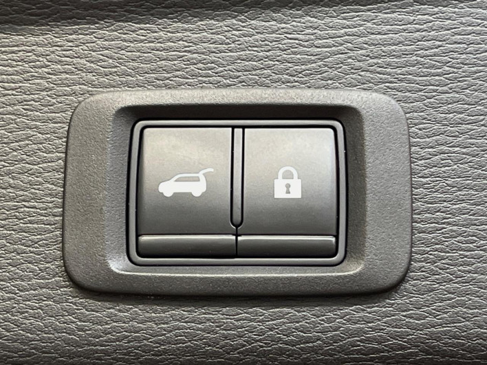 2022 Mitsubishi OUTLANDER PHEV 5LA-GN0W (UW-6a30bde4b1d90)[6]