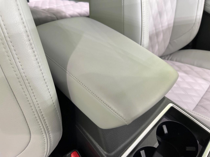 2022 Mitsubishi OUTLANDER PHEV 5LA-GN0W (UW-6a30bde52748f)[11]