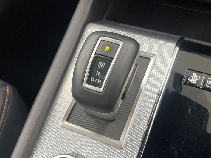 2024 Mitsubishi OUTLANDER PHEV 5LA-GN0W (UW-6a30bde5c6110)[16]